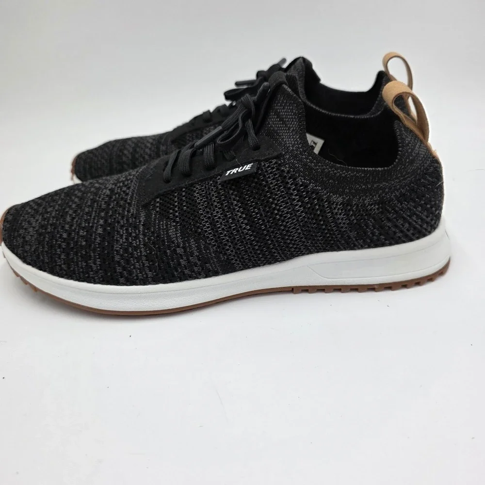 True Linkswear True Knit II Mens 9.5 Shoes Black Sneakers